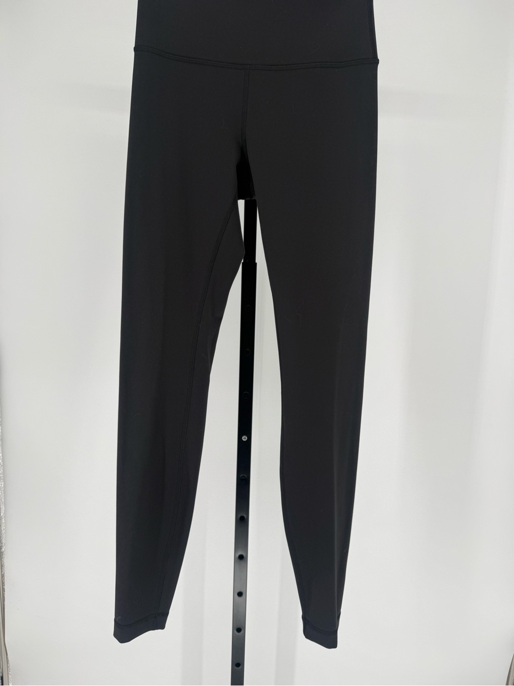 Lululemon Wonder Under 28in Black Performance Legging size 6